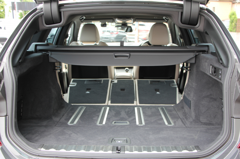 BMW 3シリーズ 320d Xdrive ﾂｰﾘﾝｸﾞMｽﾎﾟｰﾂ ﾃﾞﾋﾞｭｰ&ｲﾉﾍﾞｰｼｮﾝ&ｺﾝﾌｫｰﾄP 1ｵﾅ  individualｶﾗｰ ﾚｰｻﾞｰﾗｲﾄ ﾋｰﾀｰ付ｵｲｽﾀｰﾚｻﾞｰ HUD ｼﾞｪｽﾁｬｰｺﾝﾄﾛｰﾙ ｱｯﾌﾟﾙｶｰﾌﾟﾚｲ BMWﾗｲﾌﾞｺｯｸﾋﾟｯﾄﾞﾜｲﾔﾚｽ充電 電動ﾄﾗﾝｸ 追従ACC ｽﾃｱﾘﾝｸﾞｻﾎﾟｰﾄ 2年保証