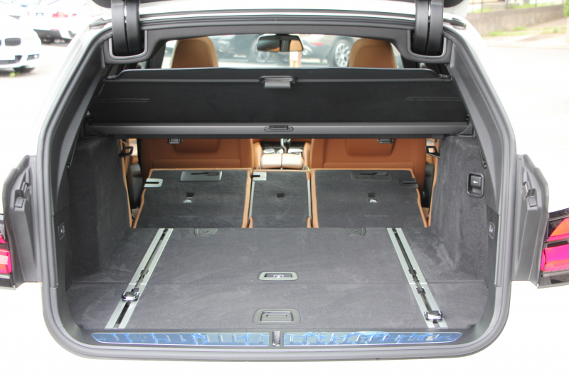 BMW 5シリーズ 530i ﾂｰﾘﾝｸﾞMｽﾎﾟｰﾂ ｾﾚｸﾄP 後期 252馬力 ﾊﾟﾉﾗﾏｻﾝﾙｰﾌ ｺﾆｬｯｸﾚｻﾞｰ 全席ﾋｰﾀｰ ﾊｰﾏﾝｶｰﾄﾞﾝｻﾗｳﾝﾄﾞｱﾀﾞﾌﾟﾃｨﾌﾞｻｽ 19AW Mspﾌﾞﾚｰｷ LEDﾍｯﾄﾞﾗｲﾄ ｵｰﾄﾊｲﾋﾞｰﾑ 360度ｶﾒﾗ ｱｯﾌﾟﾙｶｰﾌﾟﾚｲ BMWﾗｲﾌﾞｺｯｸﾋﾟｯﾄ 2年保証