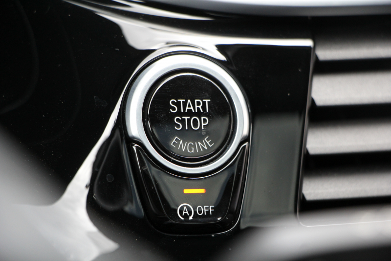 BMW 5シリーズ 530i Mｽﾎﾟｰﾂ 左ﾊﾝﾄﾞﾙ 1ｵｰﾅ ｻﾝﾙｰﾌ ｺﾝﾌｫｰﾄP ﾏｯｻｰｼﾞ&ﾍﾞﾝﾁﾚｰｼｮﾝ 全席ﾋｰﾀｰ黒革 ｺﾝﾌｫｰﾄｼｰﾄ ｿﾌﾄｸﾛｰｽﾞﾄﾞｱ HUD ｼﾞｪｽﾁｬｰC 追従ACC 360度ｶﾒﾗ ﾀｯﾁ画面HDDﾅﾋﾞLEDﾍｯﾄﾞﾗｲﾄ ｵｰﾄﾊｲﾋﾞｰﾑ 電動ﾄﾗﾝｸ 2年保証