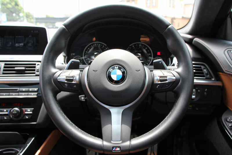 BMW 6シリーズ 640i ｸﾞﾗﾝｸｰﾍﾟｾﾚﾌﾞﾚｰｼｮﾝｴﾃﾞｨｼｮﾝ ｴｸｽｸﾙｰｼﾌﾞｽﾎﾟｰﾂ 後期 ﾌｪｲｽﾘﾌﾄ後 33台限定車 ｻﾝﾙｰﾌ MPerformance20AW ｺﾆｬｯｸ&ﾌﾞﾗｯｸｺﾝﾋﾞﾅｯﾊﾟﾚｻﾞｰ ｱﾙｶﾝﾀｰﾗﾙｰﾌ 追従ACC LEDﾍｯﾄﾞﾗｲﾄ HDDﾅﾋﾞTV ﾊｰﾏﾝK Pｱｼｽﾄ TOPﾋﾞｭｰｶﾒﾗ 2年保証