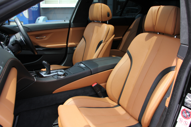 BMW 6シリーズ 640i ｸﾞﾗﾝｸｰﾍﾟｾﾚﾌﾞﾚｰｼｮﾝｴﾃﾞｨｼｮﾝ ｴｸｽｸﾙｰｼﾌﾞｽﾎﾟｰﾂ 後期 ﾌｪｲｽﾘﾌﾄ後 33台限定車 ｻﾝﾙｰﾌ MPerformance20AW ｺﾆｬｯｸ&ﾌﾞﾗｯｸｺﾝﾋﾞﾅｯﾊﾟﾚｻﾞｰ ｱﾙｶﾝﾀｰﾗﾙｰﾌ 追従ACC LEDﾍｯﾄﾞﾗｲﾄ HDDﾅﾋﾞTV ﾊｰﾏﾝK Pｱｼｽﾄ TOPﾋﾞｭｰｶﾒﾗ 2年保証