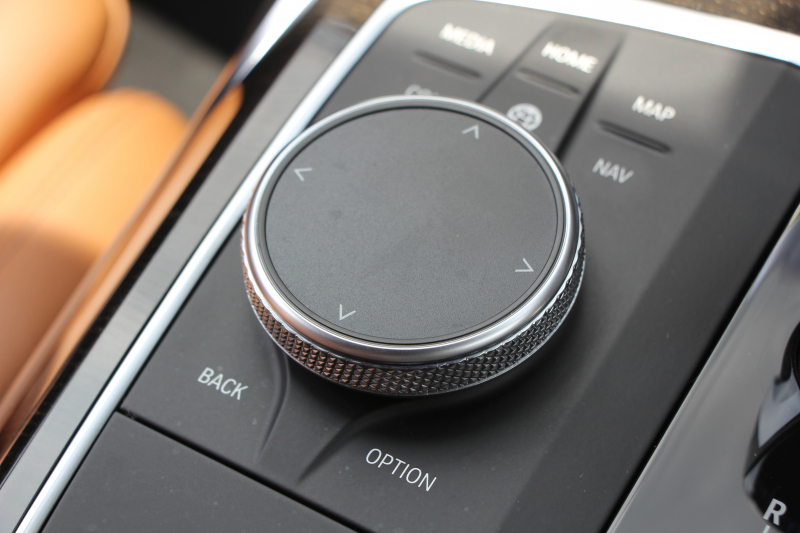 BMW 3シリーズ 320i Mｽﾎﾟｰﾂ ﾊｲﾗｲﾝ ｺﾝﾌｫｰﾄP ｺﾆｬｯｸﾚｻﾞｰ ｼｰﾄﾋｰﾀｰ ﾗﾝﾊﾞｰｻﾎﾟｰﾄ LEDﾍｯﾄﾞﾗｲﾄ ｵｰﾄﾊｲﾋﾞｰﾑ 追従ACC ｽﾃｱﾘﾝｸﾞｻﾎﾟｰﾄ BMWﾗｲﾌﾞｺｯｸﾋﾟｯﾄﾞｱｯﾌﾟﾙｶｰﾌﾟﾚｲ ﾀｯﾁﾊﾟﾈﾙHDDﾅﾋﾞ電動ﾄﾗﾝｸ 後退ｱｼｽﾄ Pｱｼｽﾄ 2年保証