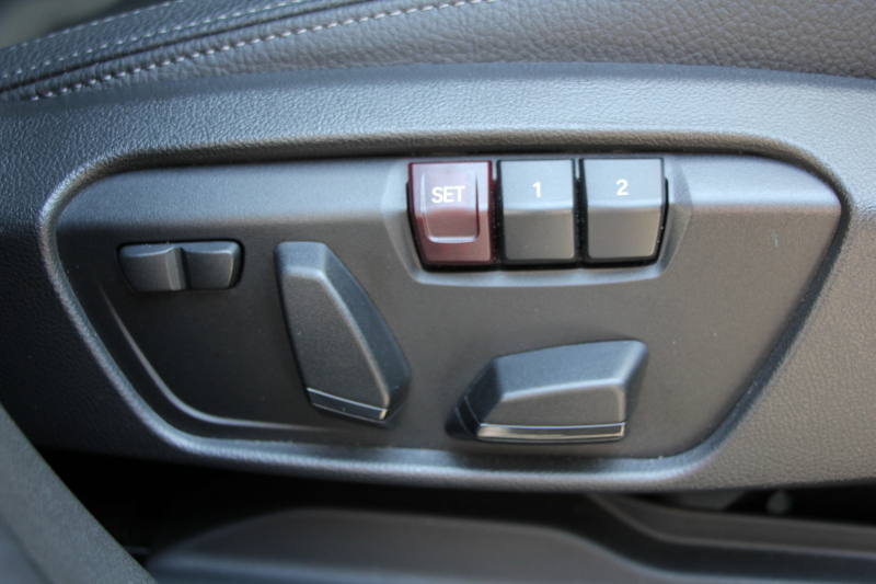 BMW X1 Xdrive18d Mｽﾎﾟｰﾂ ﾊｲﾗｲﾝ ｺﾝﾌｫｰﾄP 後期 ﾌｪｲｽﾘﾌﾄ後 ﾋｰﾀｰ黒革 電動ｼｰﾄ LEDﾍｯﾄﾞﾗｲﾄ 追従ACC 変更後ﾀｯﾁﾊﾟﾈﾙ対応HDDﾅﾋﾞ新ﾒｰﾀｰ Bluetooth接続 Pｱｼｽﾄ Bｶﾒﾗ 電動ﾄﾗﾝｸ 衝突軽減ﾌﾞﾚｰｷ 車線逸脱警告 歩行者警告 2年保証