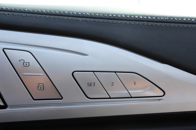 BMW 8シリーズ 840i ｸﾞﾗﾝｸｰﾍﾟMｽﾎﾟｰﾂ ﾊﾟﾉﾗﾏｻﾝﾙｰﾌ ﾒﾘﾉﾚｻﾞｰ ﾅｲﾄﾌﾞﾙｰ/ﾌﾞﾗｯｸindividualｺﾝﾋﾞｼｰﾄ ﾚｰｻﾞｰﾗｲﾄ ｵﾌﾟｼｮﾝ20AW ﾊｰﾏﾝｶｰﾄﾞﾝ ﾃﾞｨｽﾌﾟﾚｲｷｰ ﾘﾓｰﾄ Pｸﾘｽﾀﾙﾌｨﾆｯｼｭ 360度ｶﾒﾗ 追従ACC HUD 全席ﾋｰﾀｰ ﾌﾛﾝﾄﾍﾞﾝﾁﾚｰｼｮﾝ 2年保証