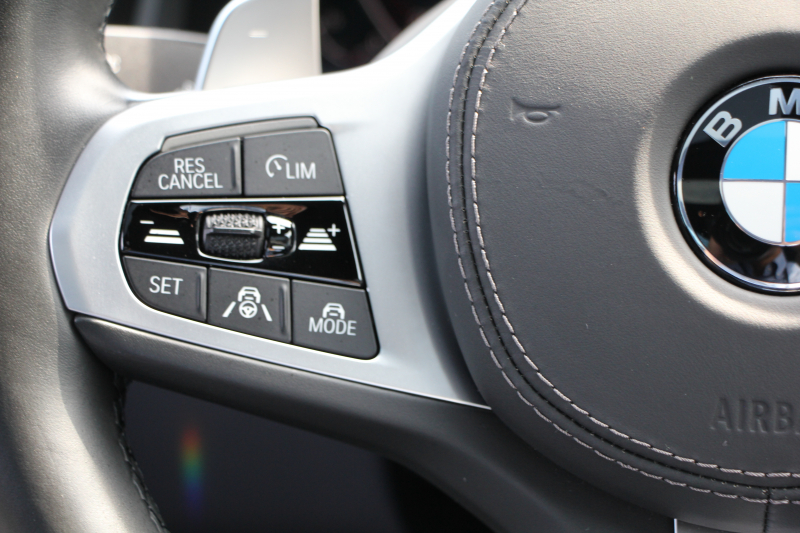 BMW 8シリーズ 840i ｸﾞﾗﾝｸｰﾍﾟMｽﾎﾟｰﾂ ﾊﾟﾉﾗﾏｻﾝﾙｰﾌ ﾒﾘﾉﾚｻﾞｰ ﾅｲﾄﾌﾞﾙｰ/ﾌﾞﾗｯｸindividualｺﾝﾋﾞｼｰﾄ ﾚｰｻﾞｰﾗｲﾄ ｵﾌﾟｼｮﾝ20AW ﾊｰﾏﾝｶｰﾄﾞﾝ ﾃﾞｨｽﾌﾟﾚｲｷｰ ﾘﾓｰﾄ Pｸﾘｽﾀﾙﾌｨﾆｯｼｭ 360度ｶﾒﾗ 追従ACC HUD 全席ﾋｰﾀｰ ﾌﾛﾝﾄﾍﾞﾝﾁﾚｰｼｮﾝ 2年保証