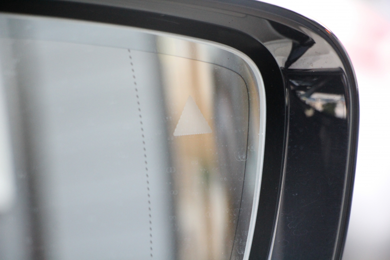 BMW 3シリーズ 320i Mｽﾎﾟｰﾂ ｺﾝﾌｫｰﾄP Pｱｼｽﾄﾌﾟﾗｽ 360度ｶﾒﾗ ｼｰﾄﾋｰﾀｰ 追従ACC ｽﾃｱﾘﾝｸﾞｻﾎﾟｰﾄ BMWﾗｲﾌﾞｺｯｸﾋﾟｯﾄﾞLEDﾍｯﾄﾞﾗｲﾄ ｵｰﾄﾊｲﾋﾞｰﾑ ﾜｲﾔﾚｽ充電  ﾊｰﾌﾚｻﾞｰ 電動ﾄﾗﾝｸ 3ｿﾞｰﾝｴｱｺﾝ ｱｯﾌﾟﾙｶｰﾌﾟﾚｲ 2年保証