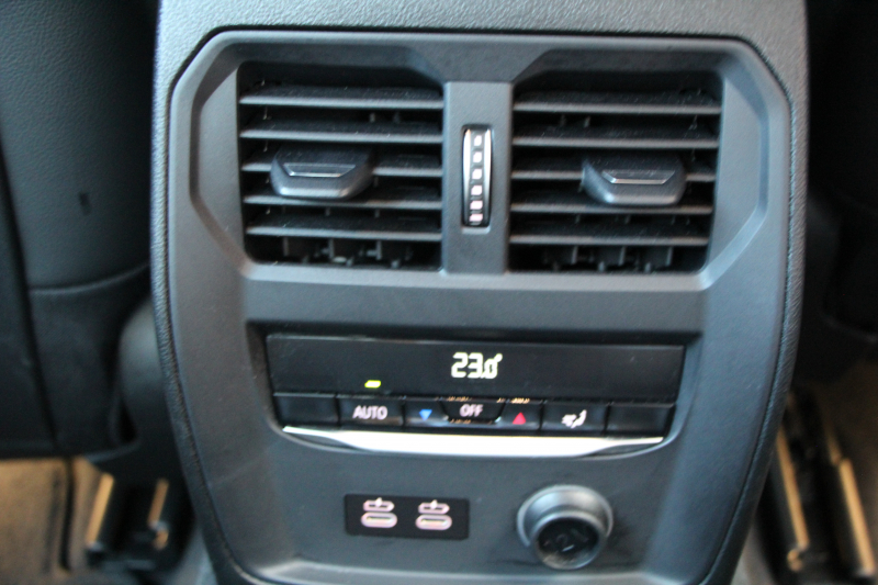 BMW 3シリーズ 320i Mｽﾎﾟｰﾂ ｺﾝﾌｫｰﾄP Pｱｼｽﾄﾌﾟﾗｽ 360度ｶﾒﾗ ｼｰﾄﾋｰﾀｰ 追従ACC ｽﾃｱﾘﾝｸﾞｻﾎﾟｰﾄ BMWﾗｲﾌﾞｺｯｸﾋﾟｯﾄﾞLEDﾍｯﾄﾞﾗｲﾄ ｵｰﾄﾊｲﾋﾞｰﾑ ﾜｲﾔﾚｽ充電  ﾊｰﾌﾚｻﾞｰ 電動ﾄﾗﾝｸ 3ｿﾞｰﾝｴｱｺﾝ ｱｯﾌﾟﾙｶｰﾌﾟﾚｲ 2年保証