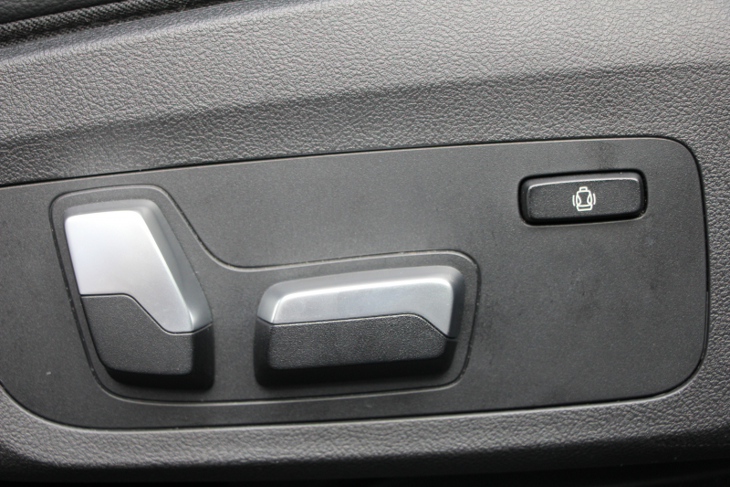 BMW 3シリーズ 320i Mｽﾎﾟｰﾂ ｺﾝﾌｫｰﾄP Pｱｼｽﾄﾌﾟﾗｽ 360度ｶﾒﾗ ｼｰﾄﾋｰﾀｰ 追従ACC ｽﾃｱﾘﾝｸﾞｻﾎﾟｰﾄ BMWﾗｲﾌﾞｺｯｸﾋﾟｯﾄﾞLEDﾍｯﾄﾞﾗｲﾄ ｵｰﾄﾊｲﾋﾞｰﾑ ﾜｲﾔﾚｽ充電  ﾊｰﾌﾚｻﾞｰ 電動ﾄﾗﾝｸ 3ｿﾞｰﾝｴｱｺﾝ ｱｯﾌﾟﾙｶｰﾌﾟﾚｲ 2年保証