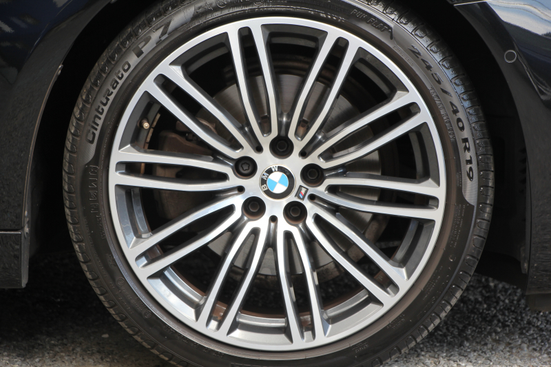 BMW 5シリーズ 523d ﾂｰﾘﾝｸﾞMｽﾎﾟｰﾂ ﾊｲﾗｲﾝ 1ｵｰﾅ 型式変更後LDA-JM20 全席ﾋｰﾀｰ黒革 新ﾒｰﾀｰ HUD LEDﾍｯﾄﾞﾗｲﾄ 追従ACC ｽﾃｱﾘﾝｸﾞｻﾎﾟｰﾄ ｵｰﾄﾊｲﾋﾞｰﾑ ﾀｯﾁ画面HDDﾅﾋﾞTV 360度ｶﾒﾗ 電動ﾘｱｹﾞｰﾄ ﾗﾝﾊﾞｰｻﾎﾟｰﾄ 2年保証