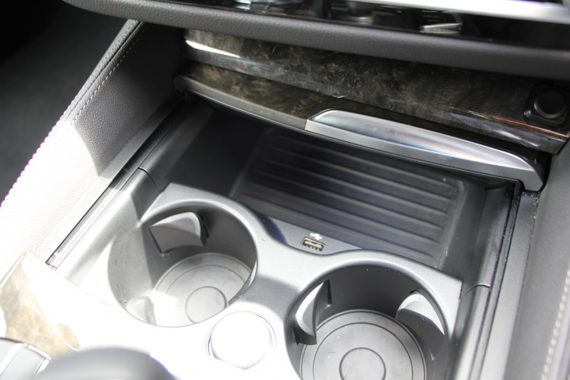 BMW 5シリーズ 523d ﾂｰﾘﾝｸﾞMｽﾎﾟｰﾂ ﾊｲﾗｲﾝ 1ｵｰﾅ 型式変更後LDA-JM20 全席ﾋｰﾀｰ黒革 新ﾒｰﾀｰ HUD LEDﾍｯﾄﾞﾗｲﾄ 追従ACC ｽﾃｱﾘﾝｸﾞｻﾎﾟｰﾄ ｵｰﾄﾊｲﾋﾞｰﾑ ﾀｯﾁ画面HDDﾅﾋﾞTV 360度ｶﾒﾗ 電動ﾘｱｹﾞｰﾄ ﾗﾝﾊﾞｰｻﾎﾟｰﾄ 2年保証