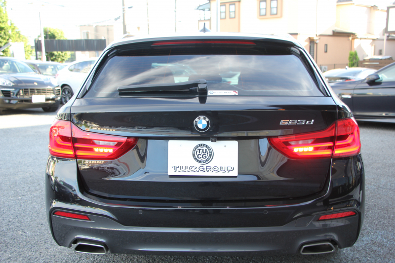 BMW 5シリーズ 523d ﾂｰﾘﾝｸﾞﾌﾞﾗｯｸｱｳﾄ 特別仕様車 1ｵﾅ HUD ﾊｰﾏﾝｶｰﾄﾞﾝ 追従ACC ｽﾃｱｻﾎﾟｰﾄ LEDﾍｯﾄﾞﾗｲﾄ ｵｰﾄﾊｲﾋﾞｰﾑ ﾀｯﾁ画面HDDﾅﾋﾞTV 360度ﾊﾟﾉﾗﾏｶﾒﾗ Pｱｼｽﾄﾌﾟﾗｽ 電動ﾄﾗﾝｸ 19AW 液晶ﾒｰﾀｰ ｽﾏｰﾄｷｰ 2年保証