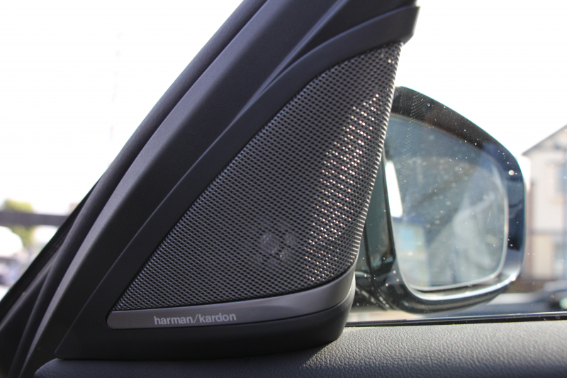 BMW 5シリーズ 523d ﾂｰﾘﾝｸﾞﾌﾞﾗｯｸｱｳﾄ 特別仕様車 1ｵﾅ HUD ﾊｰﾏﾝｶｰﾄﾞﾝ 追従ACC ｽﾃｱｻﾎﾟｰﾄ LEDﾍｯﾄﾞﾗｲﾄ ｵｰﾄﾊｲﾋﾞｰﾑ ﾀｯﾁ画面HDDﾅﾋﾞTV 360度ﾊﾟﾉﾗﾏｶﾒﾗ Pｱｼｽﾄﾌﾟﾗｽ 電動ﾄﾗﾝｸ 19AW 液晶ﾒｰﾀｰ ｽﾏｰﾄｷｰ 2年保証