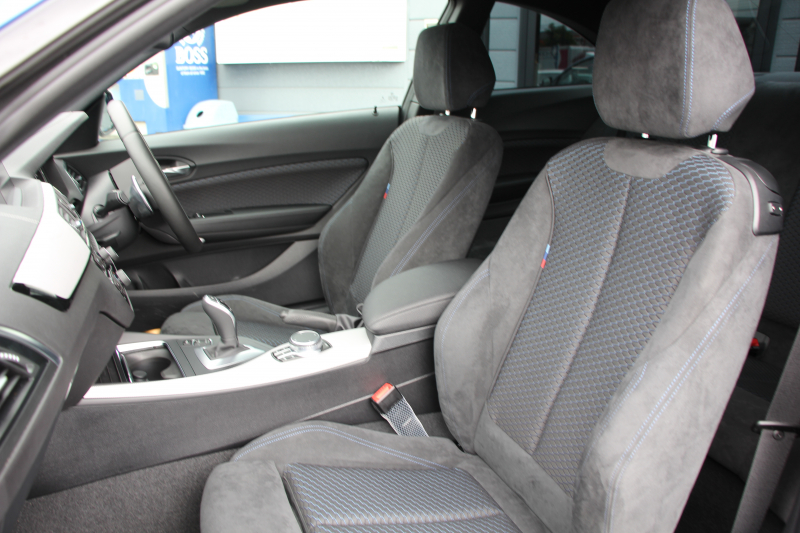 BMW 2シリーズ M240i ｸｰﾍﾟ後期 ﾌｪｲｽﾘﾌﾄ後 B58新ｴﾝｼﾞﾝ 340馬力 走行2400km 1ｵｰﾅ LEDﾍｯﾄﾞﾗｲﾄ LEDﾃｰﾙ ｱﾀﾞﾌﾟﾃｨﾌﾞMｻｽ ｼｰﾄﾋｰﾀｰ ﾀｯﾁ画面HDDﾅﾋﾞPｱｼｽﾄ ﾊﾟﾄﾞﾙｼﾌﾄ 8速AT ｼﾞｪｯﾄﾌﾞﾗｯｸ18AW 衝突軽減ﾌﾞﾚｰｷ ﾌﾞﾚｰｷ付ｸﾙｺﾝ 2年保証