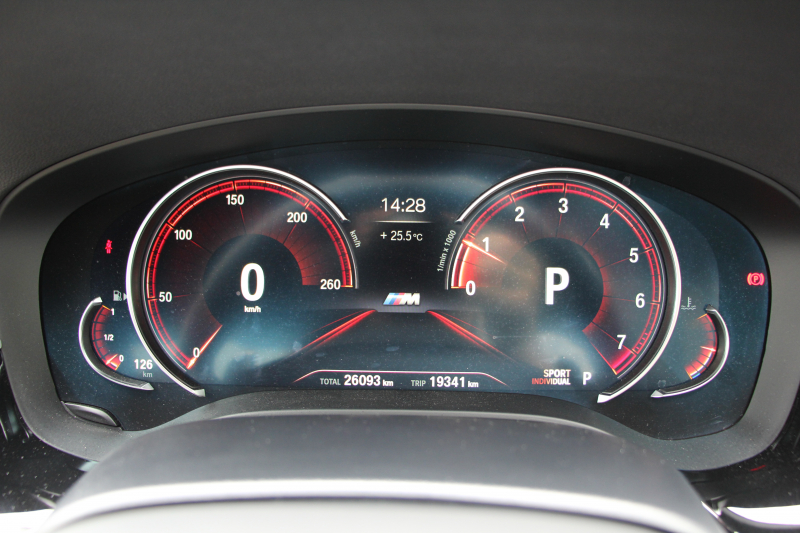 BMW 5シリーズ 523i Mｽﾎﾟｰﾂ ﾊｲﾗｲﾝ ｲﾉﾍﾞｰｼｮﾝ&ｺﾝﾌｫｰﾄP ｻﾝﾙｰﾌ 全席ﾋｰﾀｰ黒革 ｺﾝﾌｫｰﾄｼｰﾄ ﾍﾞﾝﾁﾚｰｼｮﾝ ｿﾌﾄｸﾛｰｽﾞﾄﾞｱ HUD ﾜｲﾔﾚｽ充電 追従ACC ｽﾃｱﾘﾝｸﾞｻﾎﾟｰﾄ LEDﾍｯﾄﾞﾗｲﾄ 360度ｶﾒﾗ ﾀｯﾁ画面HDDﾅﾋﾞTV ｼﾞｪｽﾁｬｰC 電動ﾄﾗﾝｸ 19AW 2年保証