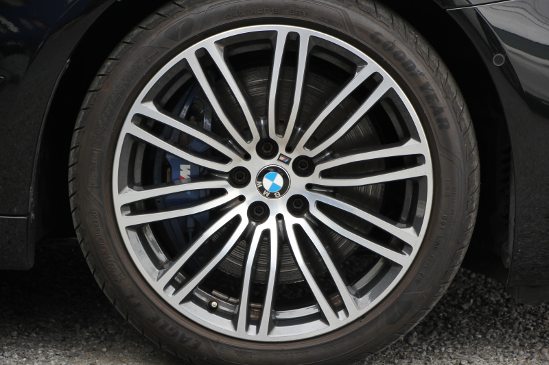 BMW 5シリーズ 540i Xdrive Mｽﾎﾟｰﾂ ｲﾉﾍﾞｰｼｮﾝ&ｺﾝﾌｫｰﾄP 4WD 1ｵｰﾅ 直6ﾀｰﾎﾞ340馬力 ﾌﾞﾗｯｸﾚｻﾞｰ 全席ﾋｰﾀｰ ﾏｯｻｰｼﾞ&ｱｸﾃｨﾌﾞﾍﾞﾝﾁﾚｰｼｮﾝ ｼﾞｪｽﾁｬｰC 液晶ﾒｰﾀｰ HUD 追従ACC LEDﾍｯﾄﾞﾗｲﾄ ﾀｯﾁ画面ﾅﾋﾞﾌﾙｾｸﾞTV ｱﾀﾞﾌﾟﾃｨﾌﾞｻｽ Mspﾌﾞﾚｰｷ 19AW 2年保証