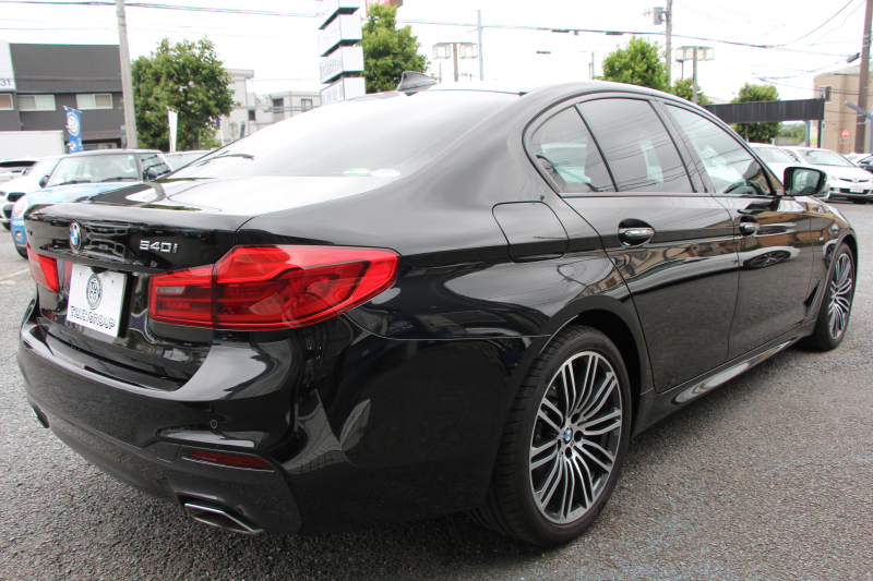BMW 5シリーズ 540i Xdrive Mｽﾎﾟｰﾂ ｲﾉﾍﾞｰｼｮﾝ&ｺﾝﾌｫｰﾄP 4WD 1ｵｰﾅ 直6ﾀｰﾎﾞ340馬力 ﾌﾞﾗｯｸﾚｻﾞｰ 全席ﾋｰﾀｰ ﾏｯｻｰｼﾞ&ｱｸﾃｨﾌﾞﾍﾞﾝﾁﾚｰｼｮﾝ ｼﾞｪｽﾁｬｰC 液晶ﾒｰﾀｰ HUD 追従ACC LEDﾍｯﾄﾞﾗｲﾄ ﾀｯﾁ画面ﾅﾋﾞﾌﾙｾｸﾞTV ｱﾀﾞﾌﾟﾃｨﾌﾞｻｽ Mspﾌﾞﾚｰｷ 19AW 2年保証