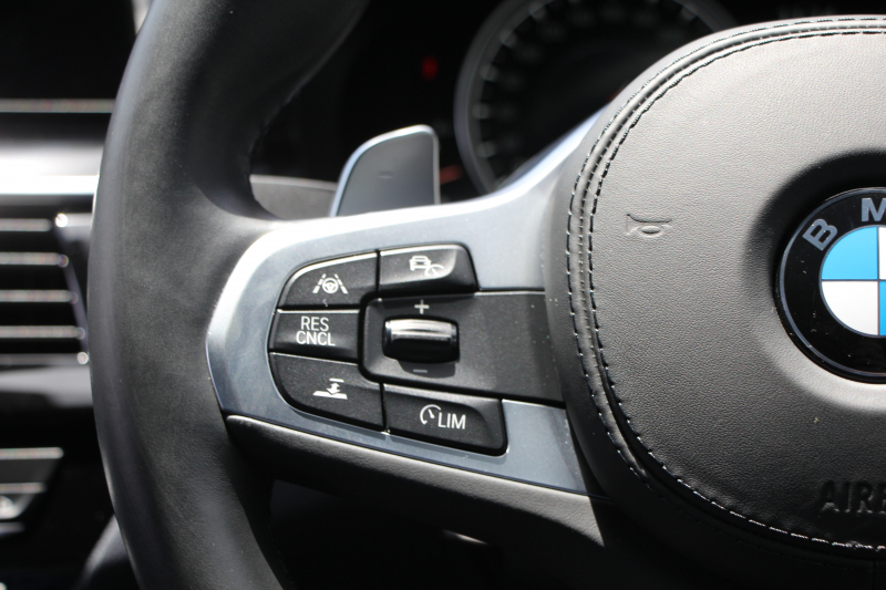 BMW 5シリーズ 530i ｴﾃﾞｨｼｮﾝﾐｯｼｮﾝｲﾝﾎﾟｯｼﾌﾞﾙ 特別仕様車 高出力 ﾅｲﾄﾌﾞﾙｰﾚｻﾞｰ ｱﾀﾞﾌﾟﾃｨﾌﾞｻｽ HUD ﾊｰﾏﾝｶｰﾄﾞﾝ 追従ACC ｽﾃｱﾘﾝｸﾞｻﾎﾟｰﾄ ﾀｯﾁ画面HDDﾅﾋﾞTV LEDﾍｯﾄﾞﾗｲﾄ ｵｰﾄﾊｲﾋﾞｰﾑ 電動ﾄﾗﾝｸ 360度ｶﾒﾗ 全席ﾋｰﾀｰ ﾌﾞﾗｯｸ19AW 2年保証