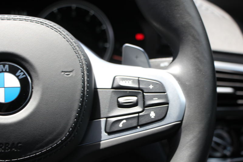 BMW 5シリーズ 530i ｴﾃﾞｨｼｮﾝﾐｯｼｮﾝｲﾝﾎﾟｯｼﾌﾞﾙ 特別仕様車 高出力 ﾅｲﾄﾌﾞﾙｰﾚｻﾞｰ ｱﾀﾞﾌﾟﾃｨﾌﾞｻｽ HUD ﾊｰﾏﾝｶｰﾄﾞﾝ 追従ACC ｽﾃｱﾘﾝｸﾞｻﾎﾟｰﾄ ﾀｯﾁ画面HDDﾅﾋﾞTV LEDﾍｯﾄﾞﾗｲﾄ ｵｰﾄﾊｲﾋﾞｰﾑ 電動ﾄﾗﾝｸ 360度ｶﾒﾗ 全席ﾋｰﾀｰ ﾌﾞﾗｯｸ19AW 2年保証