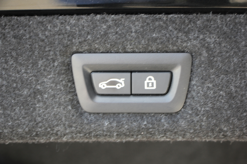 BMW 5シリーズ 530i ｴﾃﾞｨｼｮﾝﾐｯｼｮﾝｲﾝﾎﾟｯｼﾌﾞﾙ 特別仕様車 高出力 ﾅｲﾄﾌﾞﾙｰﾚｻﾞｰ ｱﾀﾞﾌﾟﾃｨﾌﾞｻｽ HUD ﾊｰﾏﾝｶｰﾄﾞﾝ 追従ACC ｽﾃｱﾘﾝｸﾞｻﾎﾟｰﾄ ﾀｯﾁ画面HDDﾅﾋﾞTV LEDﾍｯﾄﾞﾗｲﾄ ｵｰﾄﾊｲﾋﾞｰﾑ 電動ﾄﾗﾝｸ 360度ｶﾒﾗ 全席ﾋｰﾀｰ ﾌﾞﾗｯｸ19AW 2年保証