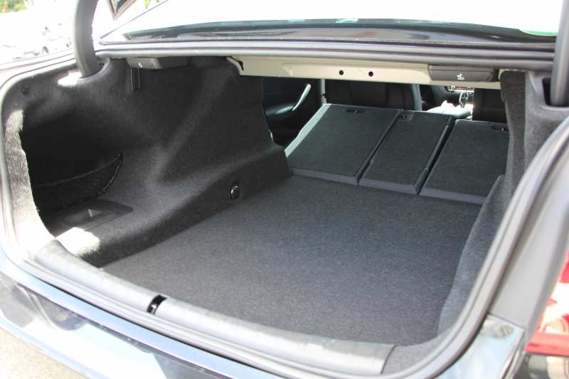 BMW 5シリーズ 530i ｴﾃﾞｨｼｮﾝﾐｯｼｮﾝｲﾝﾎﾟｯｼﾌﾞﾙ 特別仕様車 高出力 ﾅｲﾄﾌﾞﾙｰﾚｻﾞｰ ｱﾀﾞﾌﾟﾃｨﾌﾞｻｽ HUD ﾊｰﾏﾝｶｰﾄﾞﾝ 追従ACC ｽﾃｱﾘﾝｸﾞｻﾎﾟｰﾄ ﾀｯﾁ画面HDDﾅﾋﾞTV LEDﾍｯﾄﾞﾗｲﾄ ｵｰﾄﾊｲﾋﾞｰﾑ 電動ﾄﾗﾝｸ 360度ｶﾒﾗ 全席ﾋｰﾀｰ ﾌﾞﾗｯｸ19AW 2年保証