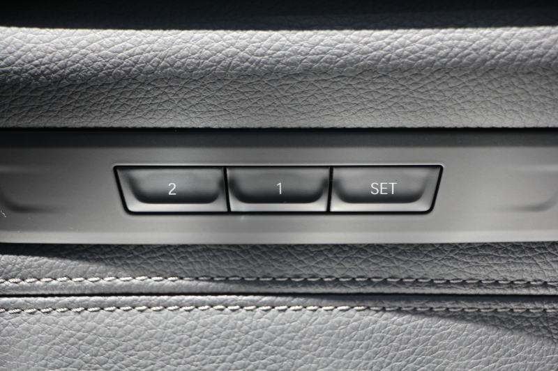 BMW 6シリーズ 630i ｸﾞﾗﾝﾂｰﾘｽﾓ Mｽﾎﾟｰﾂ ｾﾚｸﾄ&ｲﾉﾍﾞｰｼｮﾝP ﾊﾟﾉﾗﾏｻﾝﾙｰﾌ 全席ﾋｰﾀｰ黒革 ﾊｰﾏﾝｶｰﾄﾞﾝｻﾗｳﾝﾄﾞﾘｱｼｰﾄ可倒調整 ﾃﾞｨｽﾌﾟﾚｲｷｰ ﾘﾓｰﾄP LEDﾍｯﾄﾞﾗｲﾄ 360度ｶﾒﾗ HUD 追従ACC ﾜｲﾔﾚｽ充電 4ｿﾞｰﾝｴｱｺﾝ Rolfhartge20AW 2年保証