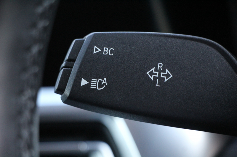 BMW 4シリーズ M440i Xdrive ｸｰﾍﾟｲﾉﾍﾞｰｼｮﾝP 4WD 1ｵｰﾅ 直6ﾀｰﾎﾞ387馬力 ﾋｰﾀｰ茶革 ﾍﾞﾝﾁﾚｰｼｮﾝ ﾚｰｻﾞｰﾗｲﾄ ﾊｰﾏﾝｶｰﾄﾞﾝ ｱﾀﾞﾌﾟﾃｨﾌﾞMｻｽ ｵﾌﾟｼｮﾝﾚｯﾄﾞｷｬﾘﾊﾟｰ BMWﾗｲﾌﾞｺｯｸﾋﾟｯﾄ ｱｯﾌﾟﾙｶｰﾌﾟﾚｲ 360度ｶﾒﾗ 追従ACC HUD 2年保証