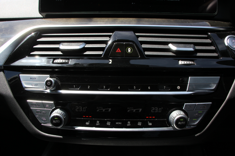 BMW 5シリーズ 523d Xdrive Mｽﾎﾟｰﾂ ｴﾃﾞｨｼｮﾝｼﾞｮｲﾌﾟﾗｽ 後期 1ｵ-ﾅ ﾋｰﾀｰ黒革 LEDﾍｯﾄﾞﾗｲﾄ ｵｰﾄﾊｲﾋﾞｰﾑ 360度ｶﾒﾗ BMWﾗｲﾌﾞｺｯｸﾋﾟｯﾄ ﾀｯﾁ画面HDDﾅﾋﾞｱｯﾌﾟﾙｶｰﾌﾟﾚｲ 追従ACC HUD 電動ﾄﾗﾝｸ ｱｲﾊﾞｯﾊｻｽ 2年保証