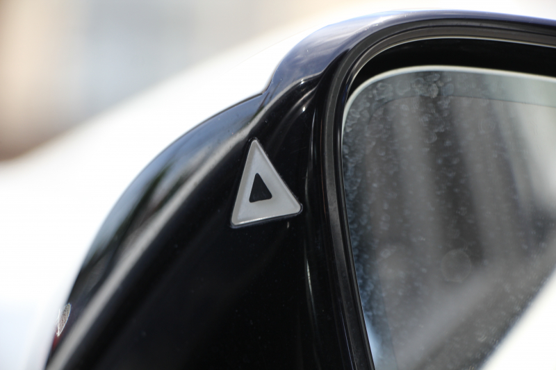 BMW 3シリーズ 320d ｾﾚﾌﾞﾚｰｼｮﾝｴﾃﾞｨｼｮﾝ ｽﾀｲﾙｴｯｼﾞ限定車 後期 8C新ｴﾝｼﾞﾝ 燃費21.4km/L ｾﾝｻﾃｯｸﾚｻﾞｰ ｼｰﾄﾋｰﾀｰ 専用ｸﾞﾚｰ18AW LEDﾍｯﾄﾞﾗｲﾄ&ﾃｰﾙ 追従ACC 衝突軽減ﾌﾞﾚｰｷ ﾚｰﾝﾁｪﾝｼﾞ警告 ﾌﾞﾗｯｸｸﾞﾘﾙ HDDﾅﾋﾞ2年保証