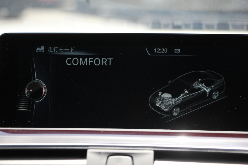 BMW 3シリーズ 320d ｾﾚﾌﾞﾚｰｼｮﾝｴﾃﾞｨｼｮﾝ ｽﾀｲﾙｴｯｼﾞ限定車 後期 8C新ｴﾝｼﾞﾝ 燃費21.4km/L ｾﾝｻﾃｯｸﾚｻﾞｰ ｼｰﾄﾋｰﾀｰ 専用ｸﾞﾚｰ18AW LEDﾍｯﾄﾞﾗｲﾄ&ﾃｰﾙ 追従ACC 衝突軽減ﾌﾞﾚｰｷ ﾚｰﾝﾁｪﾝｼﾞ警告 ﾌﾞﾗｯｸｸﾞﾘﾙ HDDﾅﾋﾞ2年保証