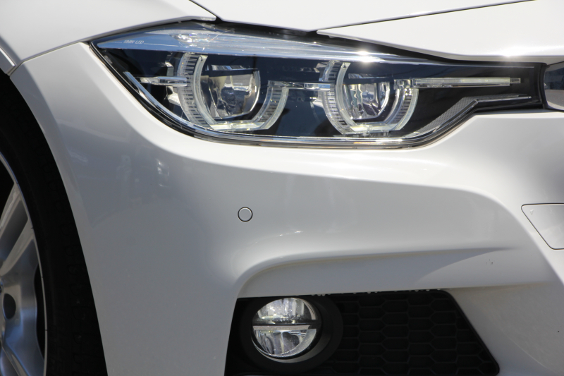 BMW 3シリーズ 320i Mｽﾎﾟｰﾂ 最終ﾓﾃﾞﾙ 新ｴﾝｼﾞﾝ ﾋｰﾀｰ黒革 LEDﾍｯﾄﾞﾗｲﾄ&ﾃｰﾙ NEWﾙｰﾑﾐﾗｰ 追従ACC ﾚｰﾝﾁｪﾝｼﾞ警告 ﾀｯﾁ画面対応HDDﾅﾋﾞBluetooth接続 Bｶﾒﾗ ﾊﾟﾄﾞﾙｼﾌﾄ 衝突軽減ﾌﾞﾚｰｷ 車線逸脱警告 歩行者警告 2年保証