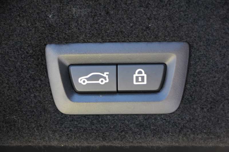 BMW 7シリーズ 740i Mｽﾎﾟｰﾂ ｻﾝﾙｰﾌ ｺﾆｬｯｸﾚｻﾞｰ ﾚｰｻﾞｰﾗｲﾄ ﾃﾞｨｽﾌﾟﾚｲｷｰ ﾘﾓｰﾄP 全席ﾋｰﾀｰ ﾅｯﾊﾟﾚｻﾞｰ&ﾏｯｻｰｼﾞ&ﾍﾞﾝﾁﾚｰｼｮﾝ 追従ACC HUD ﾀｯﾁ画面HDDﾅﾋﾞTV Mﾊﾟﾌｫｰﾏﾝｽ21AW 360度ｶﾒﾗ 全ﾄﾞｱｿﾌﾄｸﾛｰｽﾞｽﾃｱﾘﾝｸﾞｻﾎﾟｰﾄ ｵｰﾄﾊｲﾋﾞｰﾑ 2年保証