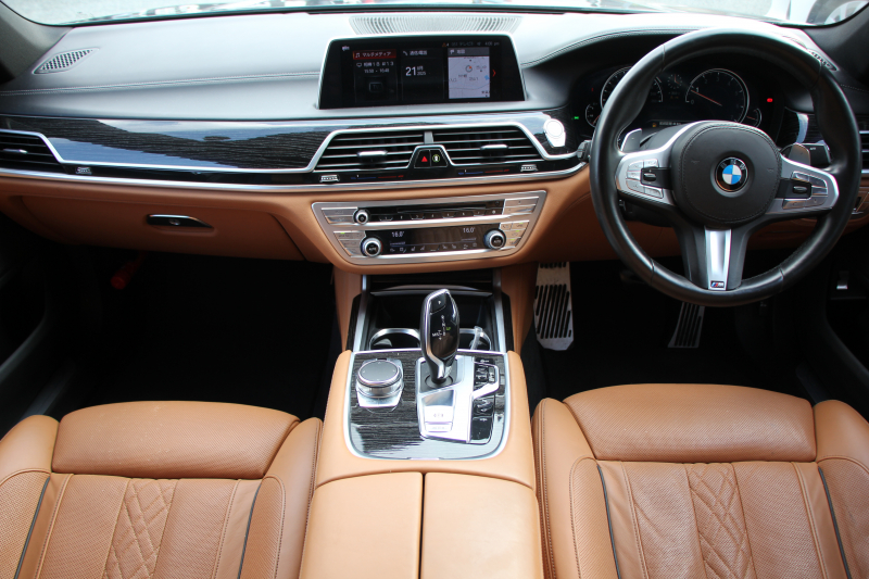 BMW 7シリーズ 740i Mｽﾎﾟｰﾂ ｻﾝﾙｰﾌ ｺﾆｬｯｸﾚｻﾞｰ ﾚｰｻﾞｰﾗｲﾄ ﾃﾞｨｽﾌﾟﾚｲｷｰ ﾘﾓｰﾄP 全席ﾋｰﾀｰ ﾅｯﾊﾟﾚｻﾞｰ&ﾏｯｻｰｼﾞ&ﾍﾞﾝﾁﾚｰｼｮﾝ 追従ACC HUD ﾀｯﾁ画面HDDﾅﾋﾞTV Mﾊﾟﾌｫｰﾏﾝｽ21AW 360度ｶﾒﾗ 全ﾄﾞｱｿﾌﾄｸﾛｰｽﾞｽﾃｱﾘﾝｸﾞｻﾎﾟｰﾄ ｵｰﾄﾊｲﾋﾞｰﾑ 2年保証