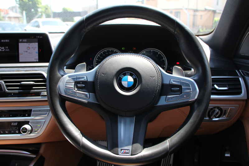 BMW 7シリーズ 740i Mｽﾎﾟｰﾂ ｻﾝﾙｰﾌ ｺﾆｬｯｸﾚｻﾞｰ ﾚｰｻﾞｰﾗｲﾄ ﾃﾞｨｽﾌﾟﾚｲｷｰ ﾘﾓｰﾄP 全席ﾋｰﾀｰ ﾅｯﾊﾟﾚｻﾞｰ&ﾏｯｻｰｼﾞ&ﾍﾞﾝﾁﾚｰｼｮﾝ 追従ACC HUD ﾀｯﾁ画面HDDﾅﾋﾞTV Mﾊﾟﾌｫｰﾏﾝｽ21AW 360度ｶﾒﾗ 全ﾄﾞｱｿﾌﾄｸﾛｰｽﾞｽﾃｱﾘﾝｸﾞｻﾎﾟｰﾄ ｵｰﾄﾊｲﾋﾞｰﾑ 2年保証