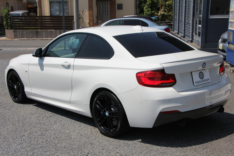 BMW 2シリーズ M240i ｸｰﾍﾟ後期 ﾌｪｲｽﾘﾌﾄ後 B58新ｴﾝｼﾞﾝ 340馬力 追従ACC ｼｰﾄﾋｰﾀｰ LEDﾍｯﾄﾞﾗｲﾄ LEDﾃｰﾙ ｱﾀﾞﾌﾟﾃｨﾌﾞMｻｽ ｼｰﾄﾋｰﾀｰ ﾀｯﾁ画面HDDﾅﾋﾞPｱｼｽﾄ ﾊﾟﾄﾞﾙｼﾌﾄ 8速AT 18AW 衝突軽減ﾌﾞﾚｰｷ ﾌ 2年保証
