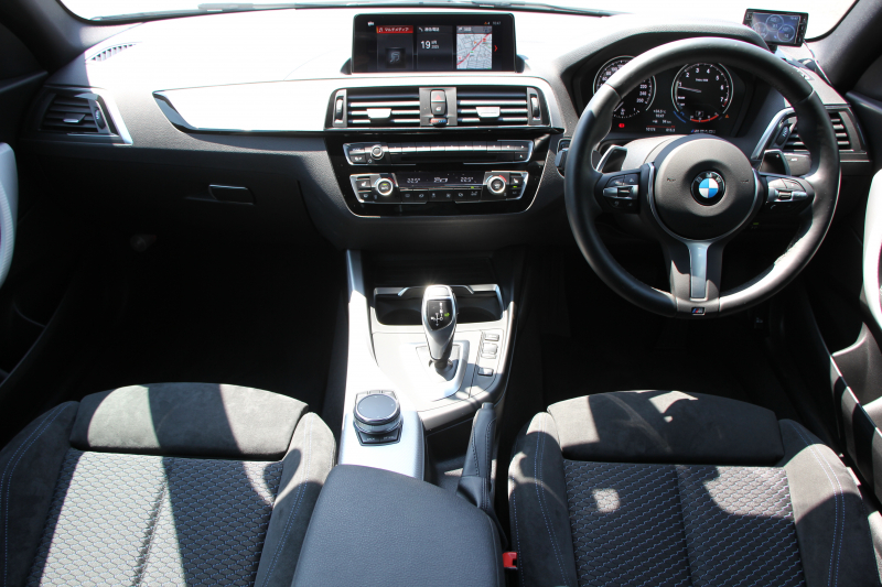 BMW 2シリーズ M240i ｸｰﾍﾟ後期 ﾌｪｲｽﾘﾌﾄ後 B58新ｴﾝｼﾞﾝ 340馬力 追従ACC ｼｰﾄﾋｰﾀｰ LEDﾍｯﾄﾞﾗｲﾄ LEDﾃｰﾙ ｱﾀﾞﾌﾟﾃｨﾌﾞMｻｽ ｼｰﾄﾋｰﾀｰ ﾀｯﾁ画面HDDﾅﾋﾞPｱｼｽﾄ ﾊﾟﾄﾞﾙｼﾌﾄ 8速AT 18AW 衝突軽減ﾌﾞﾚｰｷ ﾌ 2年保証