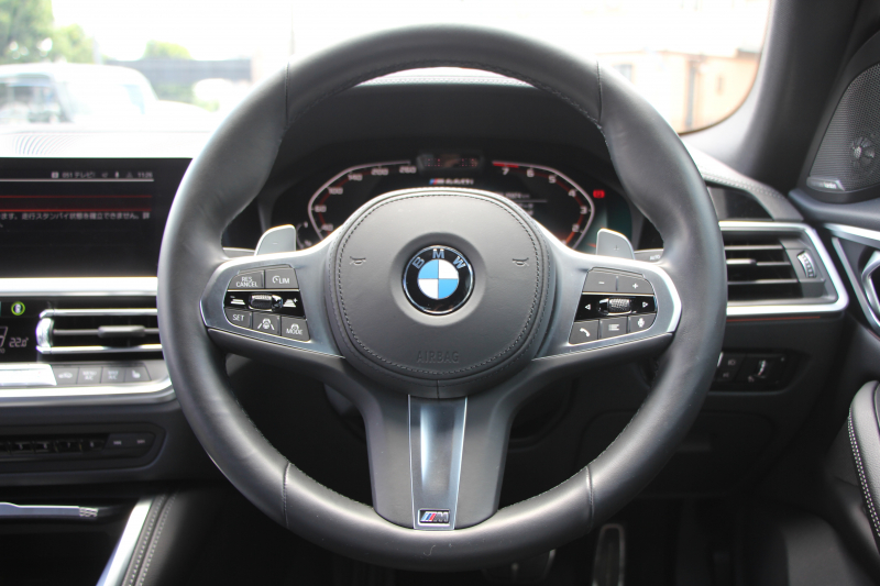 BMW 4シリーズ M440i Xdrive ｸﾞﾗﾝｸｰﾍﾟｲﾉﾍﾞｰｼｮﾝP 387馬力 直6ﾀｰﾎﾞ4WD ﾋｰﾀｰ黒革 ﾚｰｻﾞｰﾗｲﾄ 360度ｶﾒﾗ ﾊｰﾏﾝｶｰﾄﾞﾝ ｱﾀﾞﾌﾟﾃｨﾌﾞMｻｽ Mｽﾎﾟｰﾂﾃﾞﾌ&ﾌﾞﾚｰｷ ｼﾞｪｽﾁｬｰC ﾜｲﾔﾚｽ充電 ｱｯﾌﾟﾙｶｰﾌﾟﾚｲ ﾀｯﾁ画面対応HDDﾅﾋﾞｱﾝﾋﾞｴﾝﾄﾗｲﾄ 2年保証