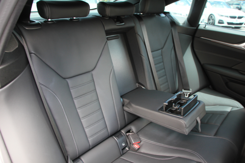 BMW 4シリーズ M440i Xdrive ｸﾞﾗﾝｸｰﾍﾟｲﾉﾍﾞｰｼｮﾝP 387馬力 直6ﾀｰﾎﾞ4WD ﾋｰﾀｰ黒革 ﾚｰｻﾞｰﾗｲﾄ 360度ｶﾒﾗ ﾊｰﾏﾝｶｰﾄﾞﾝ ｱﾀﾞﾌﾟﾃｨﾌﾞMｻｽ Mｽﾎﾟｰﾂﾃﾞﾌ&ﾌﾞﾚｰｷ ｼﾞｪｽﾁｬｰC ﾜｲﾔﾚｽ充電 ｱｯﾌﾟﾙｶｰﾌﾟﾚｲ ﾀｯﾁ画面対応HDDﾅﾋﾞｱﾝﾋﾞｴﾝﾄﾗｲﾄ 2年保証