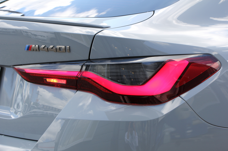 BMW 4シリーズ M440i Xdrive ｸﾞﾗﾝｸｰﾍﾟｲﾉﾍﾞｰｼｮﾝP 387馬力 直6ﾀｰﾎﾞ4WD ﾋｰﾀｰ黒革 ﾚｰｻﾞｰﾗｲﾄ 360度ｶﾒﾗ ﾊｰﾏﾝｶｰﾄﾞﾝ ｱﾀﾞﾌﾟﾃｨﾌﾞMｻｽ Mｽﾎﾟｰﾂﾃﾞﾌ&ﾌﾞﾚｰｷ ｼﾞｪｽﾁｬｰC ﾜｲﾔﾚｽ充電 ｱｯﾌﾟﾙｶｰﾌﾟﾚｲ ﾀｯﾁ画面対応HDDﾅﾋﾞｱﾝﾋﾞｴﾝﾄﾗｲﾄ 2年保証