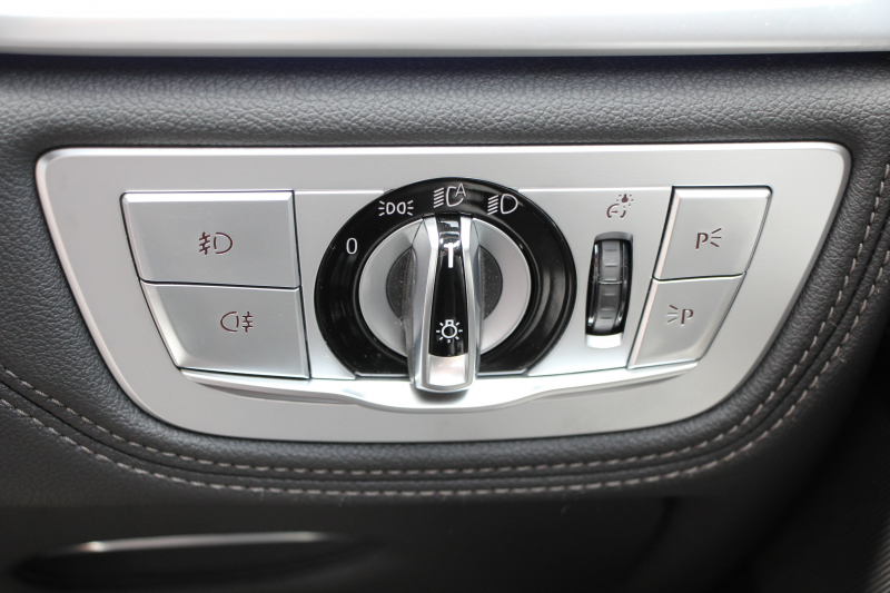 BMW 7シリーズ 740i Mｽﾎﾟｰﾂ ｻﾝﾙｰﾌ 全席ﾋｰﾀｰ黒革 ﾚｰｻﾞｰﾗｲﾄ ﾏｯｻｰｼﾞ&ﾍﾞﾝﾁﾚｰｼｮﾝ 追従ACC HUD ﾀｯﾁ画面HDDﾅﾋﾞTV 360度ｶﾒﾗ 全ﾄﾞｱｿﾌﾄｸﾛｰｽﾞ電動ﾄﾗﾝｸ ｽﾃｱﾘﾝｸﾞｻﾎﾟｰﾄ ｵｰﾄﾊｲﾋﾞｰﾑ 液晶ﾒｰﾀｰ ｵﾌﾟｼｮﾝ20AW 2年保証