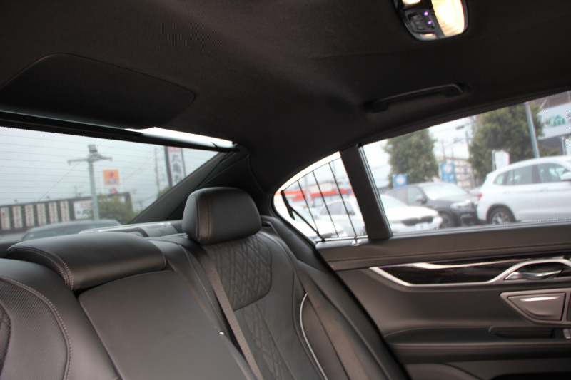 BMW 7シリーズ 740i Mｽﾎﾟｰﾂ ｻﾝﾙｰﾌ 全席ﾋｰﾀｰ黒革 ﾚｰｻﾞｰﾗｲﾄ ﾏｯｻｰｼﾞ&ﾍﾞﾝﾁﾚｰｼｮﾝ 追従ACC HUD ﾀｯﾁ画面HDDﾅﾋﾞTV 360度ｶﾒﾗ 全ﾄﾞｱｿﾌﾄｸﾛｰｽﾞ電動ﾄﾗﾝｸ ｽﾃｱﾘﾝｸﾞｻﾎﾟｰﾄ ｵｰﾄﾊｲﾋﾞｰﾑ 液晶ﾒｰﾀｰ ｵﾌﾟｼｮﾝ20AW 2年保証