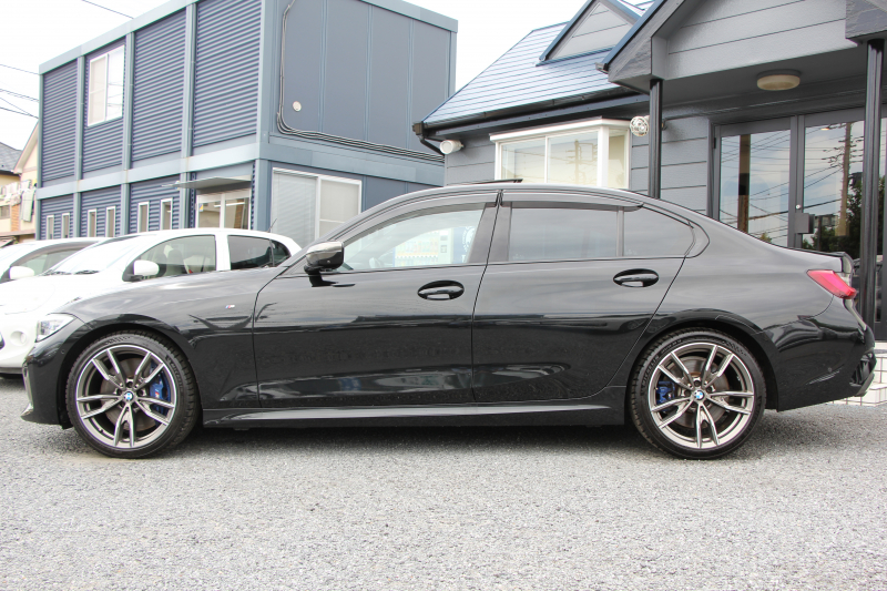 BMW 3シリーズ M340i Xdrive ｲﾉﾍﾞｰｼｮﾝP 4WD 直6ﾀｰﾎﾞ387馬力 ｻﾝﾙｰﾌ ﾋｰﾀｰ黒革 ﾚｰｻﾞｰﾗｲﾄ HUD ｼﾞｪｽﾁｬｰC ﾊｰﾏﾝｶｰﾄﾞﾝｻﾗｳﾝﾄﾞｱﾀﾞﾌﾟﾃｨﾌﾞMｻｽ 専用ﾃﾞﾌ 19AW Mｽﾎﾟｰﾂﾌﾞﾚｰｷ BMWﾗｲﾌﾞｺｯｸﾋﾟｯﾄﾞﾊﾟｰｷﾝｸﾞｱｼｽﾄﾌﾟﾗｽ 360度ｶﾒﾗ 2年保証