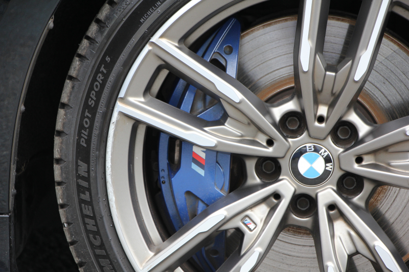 BMW 3シリーズ M340i Xdrive ｲﾉﾍﾞｰｼｮﾝP 4WD 直6ﾀｰﾎﾞ387馬力 ｻﾝﾙｰﾌ ﾋｰﾀｰ黒革 ﾚｰｻﾞｰﾗｲﾄ HUD ｼﾞｪｽﾁｬｰC ﾊｰﾏﾝｶｰﾄﾞﾝｻﾗｳﾝﾄﾞｱﾀﾞﾌﾟﾃｨﾌﾞMｻｽ 専用ﾃﾞﾌ 19AW Mｽﾎﾟｰﾂﾌﾞﾚｰｷ BMWﾗｲﾌﾞｺｯｸﾋﾟｯﾄﾞﾊﾟｰｷﾝｸﾞｱｼｽﾄﾌﾟﾗｽ 360度ｶﾒﾗ 2年保証