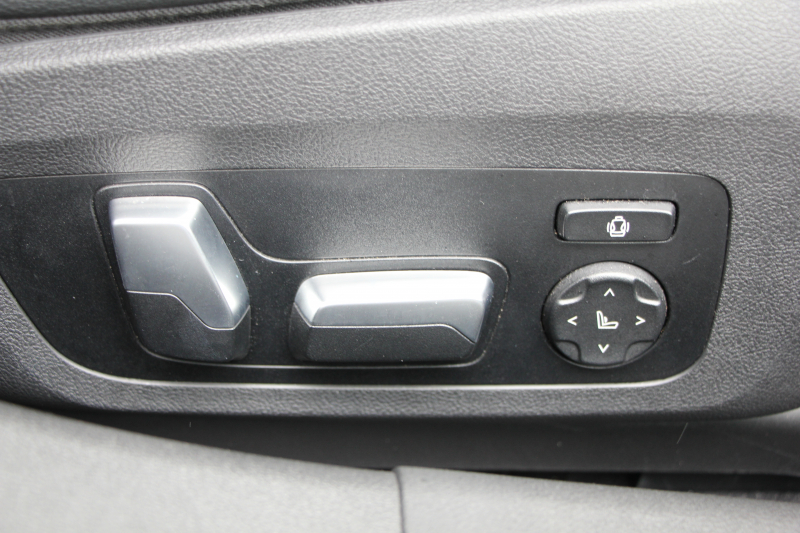 BMW 3シリーズ M340i Xdrive ｲﾉﾍﾞｰｼｮﾝP 4WD 直6ﾀｰﾎﾞ387馬力 ｻﾝﾙｰﾌ ﾋｰﾀｰ黒革 ﾚｰｻﾞｰﾗｲﾄ HUD ｼﾞｪｽﾁｬｰC ﾊｰﾏﾝｶｰﾄﾞﾝｻﾗｳﾝﾄﾞｱﾀﾞﾌﾟﾃｨﾌﾞMｻｽ 専用ﾃﾞﾌ 19AW Mｽﾎﾟｰﾂﾌﾞﾚｰｷ BMWﾗｲﾌﾞｺｯｸﾋﾟｯﾄﾞﾊﾟｰｷﾝｸﾞｱｼｽﾄﾌﾟﾗｽ 360度ｶﾒﾗ 2年保証