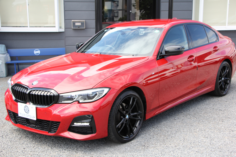 BMW 3シリーズ 320d Xdrive Mｽﾎﾟｰﾂ ｴﾃﾞｨｼｮﾝｻﾝﾗｲｽﾞ50台限定車 ﾋｰﾀｰ黒革 ﾚｰｻﾞｰﾗｲﾄ ｱﾀﾞﾌﾟﾃｨﾌﾞMｻｽ 専用19AW Mﾘｱｽﾎﾟｲﾗｰ Mｼｰﾄﾍﾞﾙﾄ 追従ACC ｽﾃｱﾘﾝｸﾞｻﾎﾟｰﾄ BMWﾗｲﾌﾞｺｯｸﾋﾟｯﾄﾞｱｯﾌﾟﾙｶｰﾌﾟﾚｲ ﾜｲﾔﾚｽ充電 2年保証