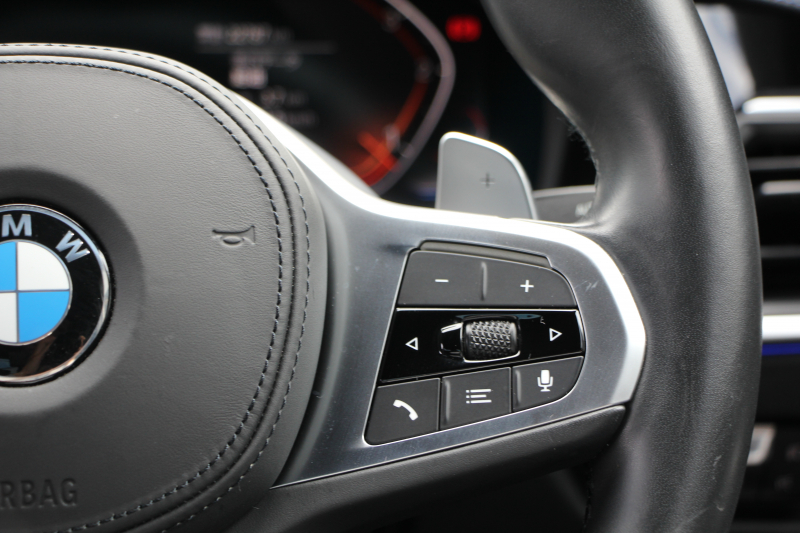 BMW 3シリーズ 320d Xdrive Mｽﾎﾟｰﾂ ｴﾃﾞｨｼｮﾝｻﾝﾗｲｽﾞ50台限定車 ﾋｰﾀｰ黒革 ﾚｰｻﾞｰﾗｲﾄ ｱﾀﾞﾌﾟﾃｨﾌﾞMｻｽ 専用19AW Mﾘｱｽﾎﾟｲﾗｰ Mｼｰﾄﾍﾞﾙﾄ 追従ACC ｽﾃｱﾘﾝｸﾞｻﾎﾟｰﾄ BMWﾗｲﾌﾞｺｯｸﾋﾟｯﾄﾞｱｯﾌﾟﾙｶｰﾌﾟﾚｲ ﾜｲﾔﾚｽ充電 2年保証