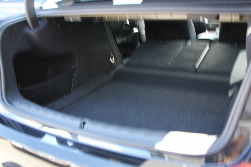 BMW 3シリーズ 330i Mｽﾎﾟｰﾂ ﾊｲﾗｲﾝ ｺﾝﾌｫｰﾄP 高出力 258馬力 ﾋｰﾀｰ黒革 追従ACC ｽﾃｱﾘﾝｸﾞｻﾎﾟｰﾄ ﾌﾙｾｸﾞTV 360度ｶﾒﾗ Pｱｼｽﾄﾌﾟﾗｽ 19AW LEDﾍｯﾄﾞﾗｲﾄ Mｽﾎﾟｰﾂﾌﾞﾚｰｷ ﾀｯﾁ画面HDDﾅﾋﾞｱｯﾌﾟﾙｶｰﾌﾟﾚｲ Hifiｽﾋﾟｰｶｰ 電動ﾄﾗﾝｸ ﾜｲﾔﾚｽ充電 2年保証