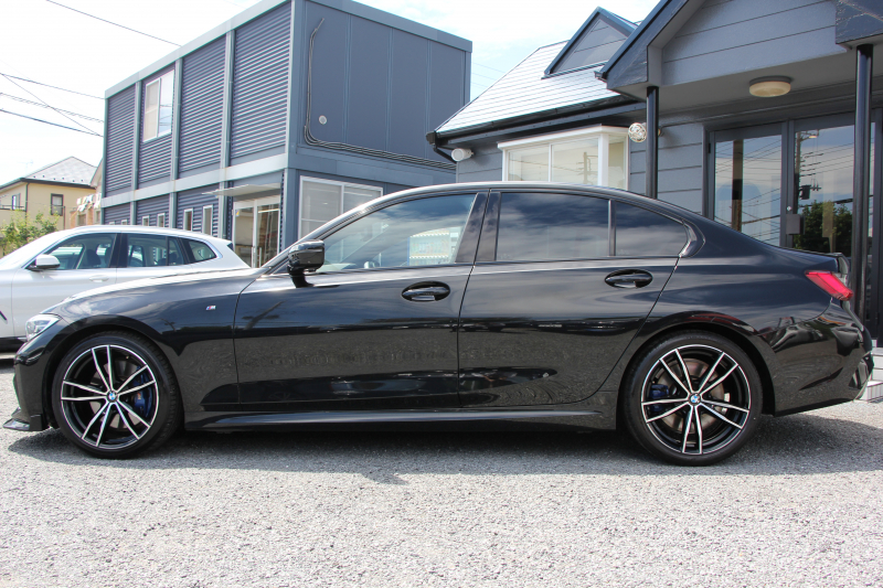 BMW 3シリーズ 330i Mｽﾎﾟｰﾂ ﾊｲﾗｲﾝ ｺﾝﾌｫｰﾄP 高出力 258馬力 ﾋｰﾀｰ黒革 追従ACC ｽﾃｱﾘﾝｸﾞｻﾎﾟｰﾄ ﾌﾙｾｸﾞTV 360度ｶﾒﾗ Pｱｼｽﾄﾌﾟﾗｽ 19AW LEDﾍｯﾄﾞﾗｲﾄ Mｽﾎﾟｰﾂﾌﾞﾚｰｷ ﾀｯﾁ画面HDDﾅﾋﾞｱｯﾌﾟﾙｶｰﾌﾟﾚｲ Hifiｽﾋﾟｰｶｰ 電動ﾄﾗﾝｸ ﾜｲﾔﾚｽ充電 2年保証