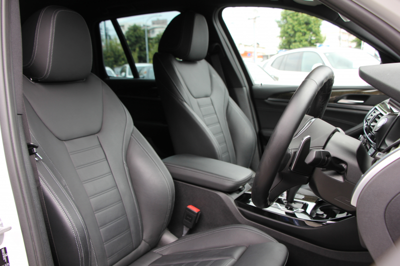 BMW X3 Xdrive20d Mｽﾎﾟｰﾂ ﾊｲﾗｲﾝ ｲﾉﾍﾞｰｼｮﾝP 1ｵ-ﾅ 全席ﾋｰﾀｰ黒革 ﾃﾞｨｽﾌﾟﾚｲｷｰ ｼﾞｪｽﾁｬｰC  HUD LEDﾍｯﾄﾞﾗｲﾄ ｵｰﾄﾊｲﾋﾞｰﾑ ﾀｯﾁﾊﾟﾈﾙ対応HDDﾅﾋﾞTV ﾜｲﾔﾚｽ充電 液晶ﾒｰﾀｰ 360度ｶﾒﾗ ｽﾃｱﾘﾝｸﾞｻﾎﾟｰﾄ 追従ACC 電動ﾄﾗﾝｸ ﾊﾟﾄﾞﾙｼﾌﾄ 2年保証