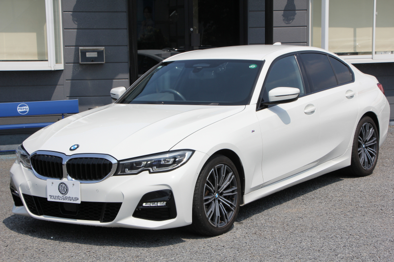 BMW 3シリーズ 320i Mｽﾎﾟｰﾂ ｺﾝﾌｫｰﾄP ｼｰﾄﾋｰﾀｰ 追従ACC ｽﾃｱﾘﾝｸﾞｻﾎﾟｰﾄ BMWﾗｲﾌﾞｺｯｸﾋﾟｯﾄﾞLEDﾍｯﾄﾞﾗｲﾄ ｵｰﾄﾊｲﾋﾞｰﾑ ﾜｲﾔﾚｽ充電 ｱﾝﾋﾞｴﾝﾄﾗｲﾄ ﾊｰﾌﾚｻﾞｰ 電動ﾄﾗﾝｸ 3ｿﾞｰﾝｴｱｺﾝ ｱｯﾌﾟﾙｶｰﾌﾟﾚｲ ﾀｯﾁ画面HDDﾅﾋﾞ2年保証