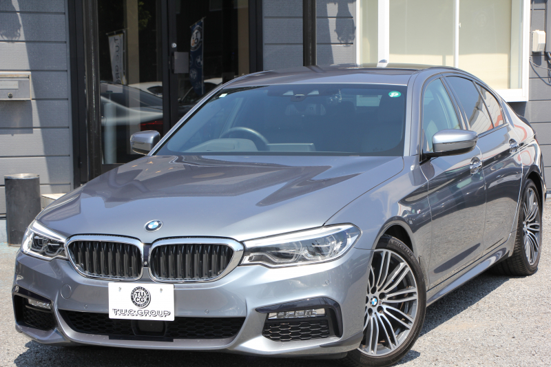 BMW 5シリーズ 530i Mｽﾎﾟｰﾂ ｺﾝﾌｫｰﾄP 高出力 252馬力 全席ﾋｰﾀｰ黒革 HUD ｿﾌﾄｸﾛｰｽﾞﾄﾞｱ ｺﾝﾌｫｰﾄｼｰﾄ&ﾍﾞﾝﾁﾚｰｼｮﾝ&ﾏｯｻｰｼﾞ追従ACC ｽﾃｱﾘﾝｸﾞｻﾎﾟｰﾄ LEDﾍｯﾄﾞﾗｲﾄ ﾀｯﾁ画面HDDﾅﾋﾞTV 360度ｶﾒﾗ Pｱｼｽﾄﾌﾟﾗｽ 電動ﾄﾗﾝｸ 2年保証